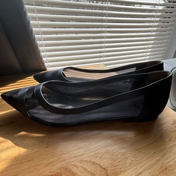 AUTHENTIC FENDI COLIBRI' MESH & LEATHER POINTED TOE FLATS SIZE 39 (8.5) - Picture 14 of 15